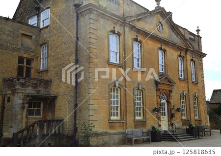 コッツウォルズの風景(Bourton-on-the-Water) コッツウォルズの風景(Bourton-on-the-Water) 125818635