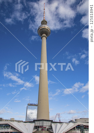 ドイツの首都ベルリンの町の風景 125818941