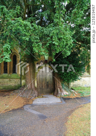 コッツウォルズの風景（Stow on the Wold） 125819497