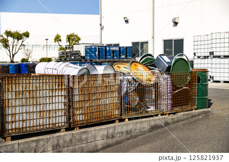 工場 廃棄物保管場所 工場 廃棄物保管場所 125821937