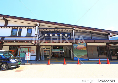 長野県木曽郡木曽町、木曽福島駅の風景 長野県木曽郡木曽町、木曽福島駅の風景 125822784