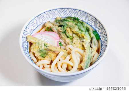 山菜の天ぷらうどん 山菜の天ぷらうどん 125825966