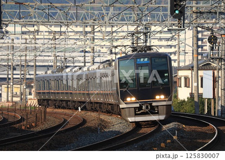 【JR西日本】321系（JR京都線：島本〜山崎） 125830007