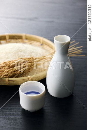 日本酒 125831550