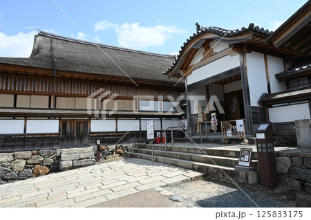 篠山城大書院の入り口（兵庫県） 125833175