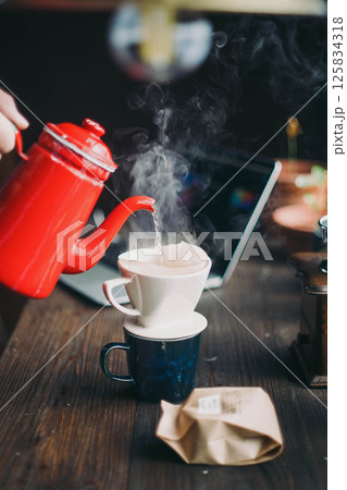 朝の時間 125834318