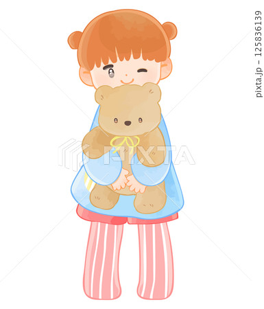 クマのぬいぐるみを抱っこする園児　女の子 125836139