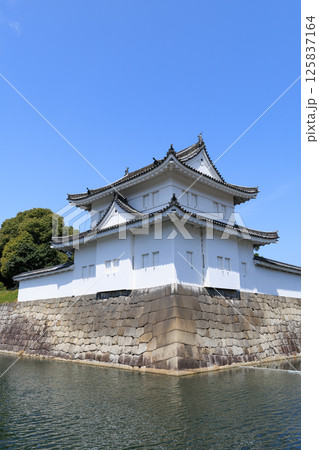 京都 春の二条城 東南隅櫓 (京都府京都市中京区) 125837164