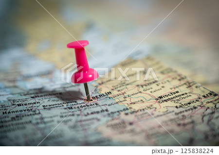 Pink push pin marking berlin germany on map Pink push pin marking berlin germany on map 125838224