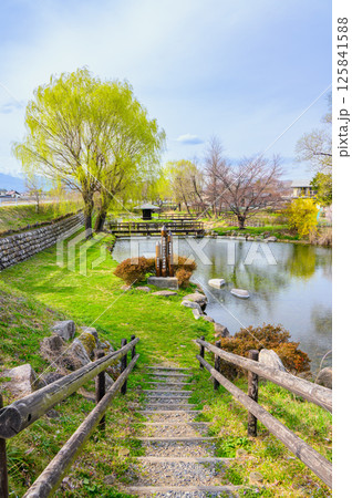安曇野わさび田湧水群公園【春】 安曇野わさび田湧水群公園【春】 125841588