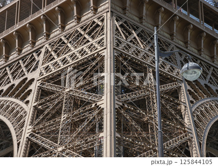 Iconic Landmark Steel Structure of The Ultimate Eiffel Tower. 125844105