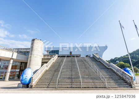 大分県大分市 快晴の大分マリンパレス水族館「うみたまご」 大分県大分市 快晴の大分マリンパレス水族館「うみたまご」 125847036