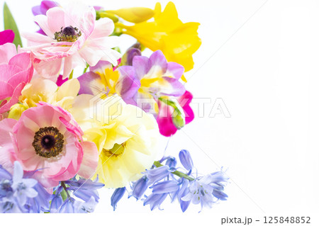 カラフルな花束の背景 125848852