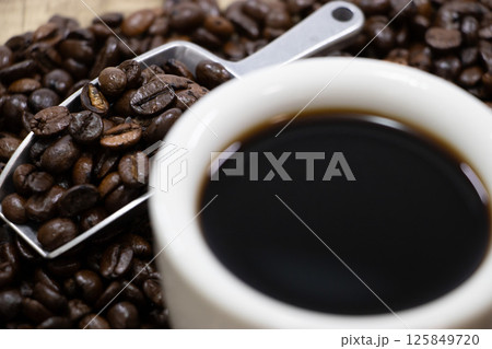 コーヒー 125849720