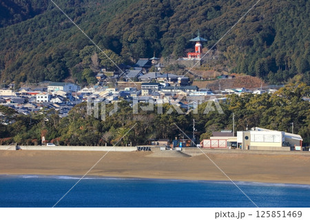 四国霊場第23番礼所、薬王寺と大浜海岸や日和佐うみがめ博物館カレッタ 125851469