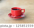 赤いコーヒーカップ 125851559