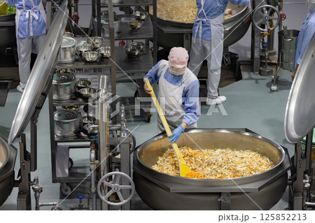 給食センター 125852213