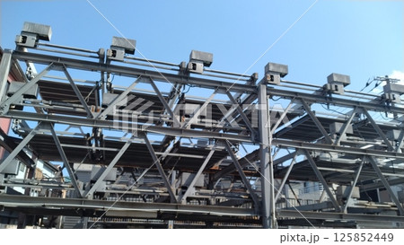 機械式駐車場・立体駐車場の写真素材 125852449