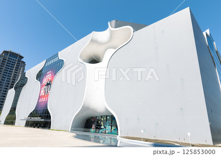 台湾台中市国家歌劇院 メトロポリタンオペラハウス 臺中國家歌劇院Opera house Taiwan 125853000