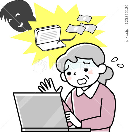 オンライン詐欺の被害にあうシニア女性 オンライン詐欺の被害にあうシニア女性 125853126