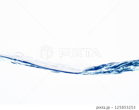 水 流れ 揺れ 水面 波 水 流れ 揺れ 水面 波 125853253
