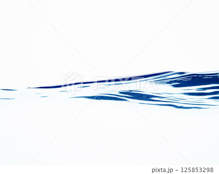 水 流れ 揺れ 水面 波 水 流れ 揺れ 水面 波 125853298