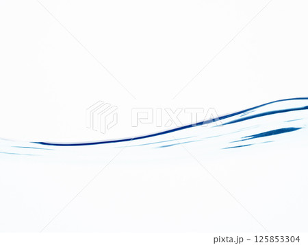 水 流れ 揺れ 水面 波 水 流れ 揺れ 水面 波 125853304