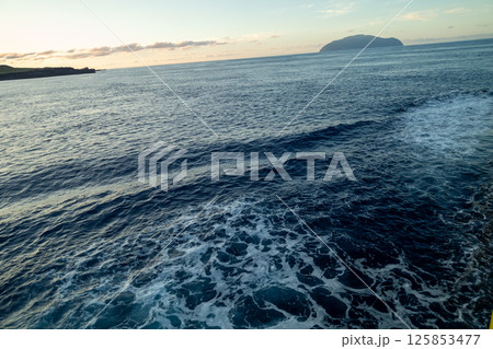 various various 125853477