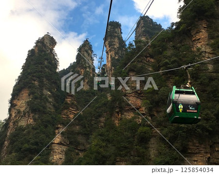 武陵源のロープウェイ 125854034