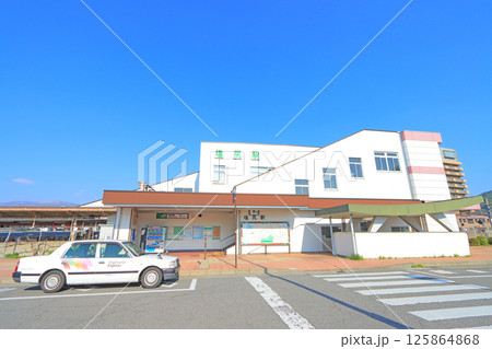 長野県塩尻市、塩尻駅の風景 長野県塩尻市、塩尻駅の風景 125864868
