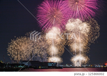 横浜みなとみらい花火大会 横浜みなとみらい花火大会 125866002