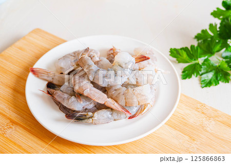 バナメイエビ 125866863