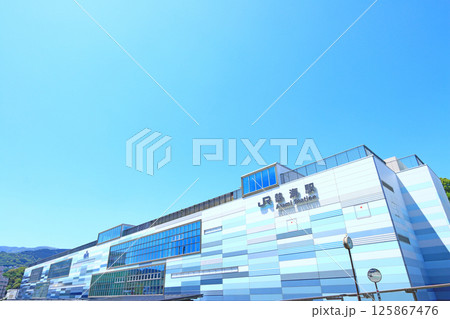 静岡県熱海市、熱海駅の風景 125867476