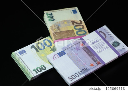 Euros in bundles 125869518