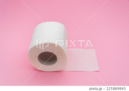 White simple toilet paper on pink background 125869943