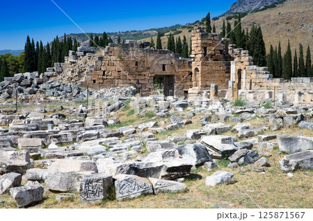 Hierapolis ancient city ruins, North Roman Gate, Pamukkale, Denizli Turkey Hierapolis ancient city ruins, North Roman Gate, Pamukkale, Denizli Turkey 125871567