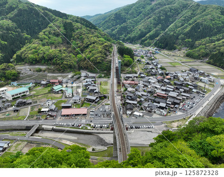 兵庫県香美町　余部鉄道　空の駅周辺の風景 125872328