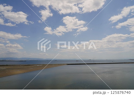 大阪湾の風景 125876740