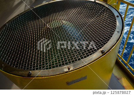 客船　自然排気 125878027