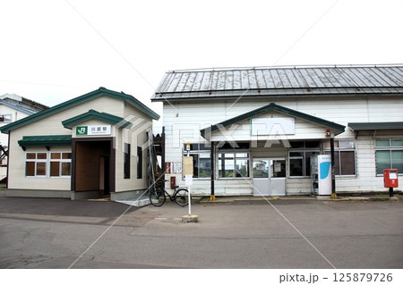 奥羽本線・五能線の風景　川部駅 125879726