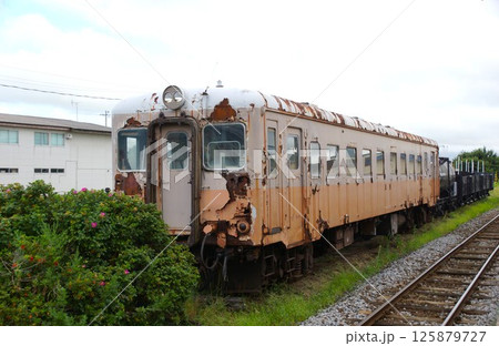 津軽鉄道の車両　キハ22027（津軽五所川原駅車両基地） 125879727