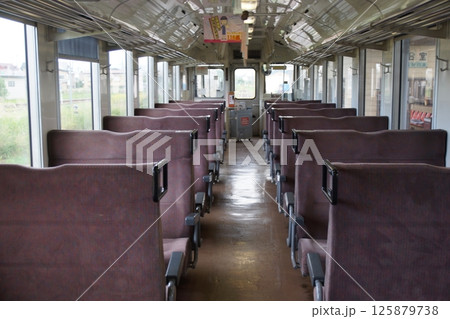 津軽鉄道の車両 津軽21号(レールバス気動車車内) 津軽鉄道の車両 津軽21号(レールバス気動車車内) 125879738