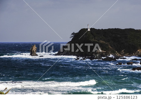 <五島の風景>春の嵐の魚津ケ崎公園の荒波 <五島の風景>春の嵐の魚津ケ崎公園の荒波 125886123