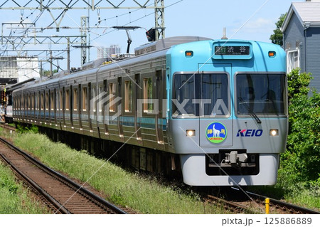 京王1000系 1751F ブルーグリーン編成 陣馬ヘッドマーク付 井の頭線 京王1000系 1751F ブルーグリーン編成 陣馬ヘッドマーク付 井の頭線 125886889