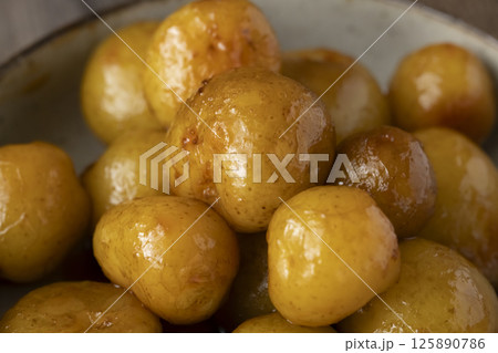 皮付き小芋の煮っころがし 皮付き小芋の煮っころがし 125890786