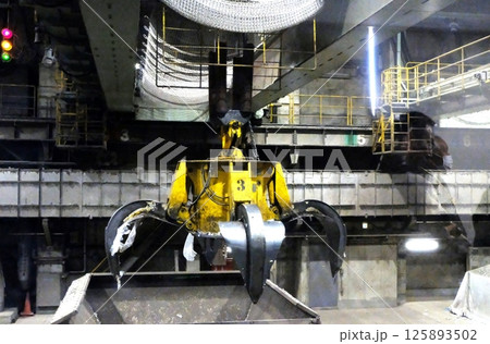 私たちの生活を支え続ける清掃工場 125893502