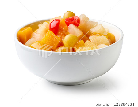 bowl of fruit salad 125894531