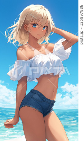 海を背景に日焼けした金髪女性 海を背景に日焼けした金髪女性 125897986