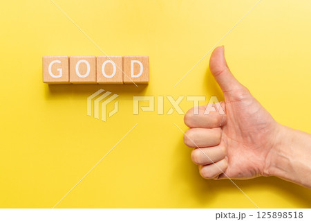 親指を立てたGOODサイン 親指を立てたGOODサイン 125898518