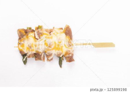 アスパラガス肉巻きチーズ串 125899198